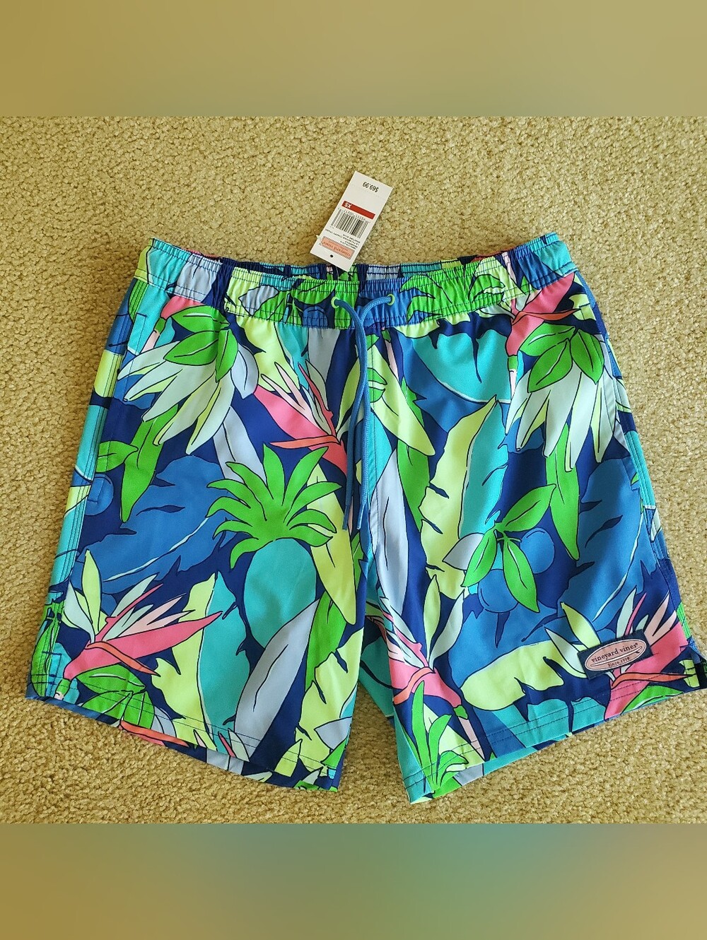 NWT Vineyard Vines swim trunks